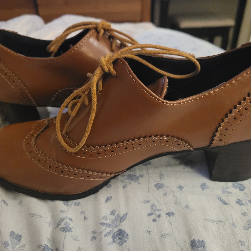 Odema Oxford Brogue Wingtip Lace Up Heels